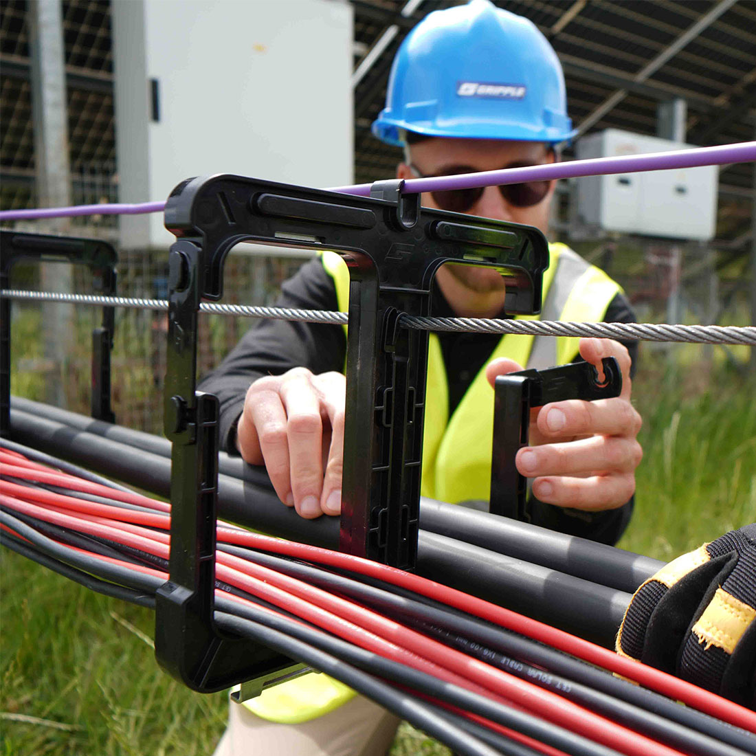 CableSmart Double Hanger - Image 4